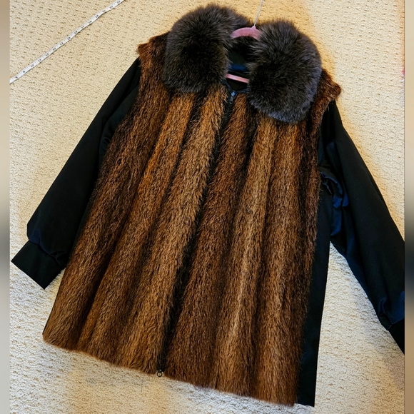 Vintage Real Nutria Fur Coat - Fur vest with sleeves hand-sewn on - Picture 1 of 11